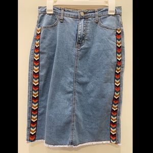 Roolee | Denim Skirt with Embroidery